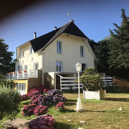 Luxury Normandy Retreat 펜션