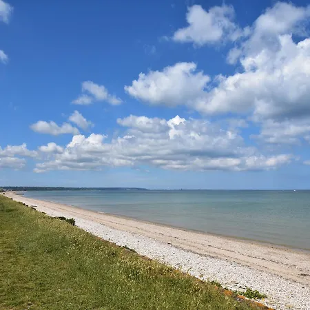 Luxury Normandy Retreat Дом отдыха