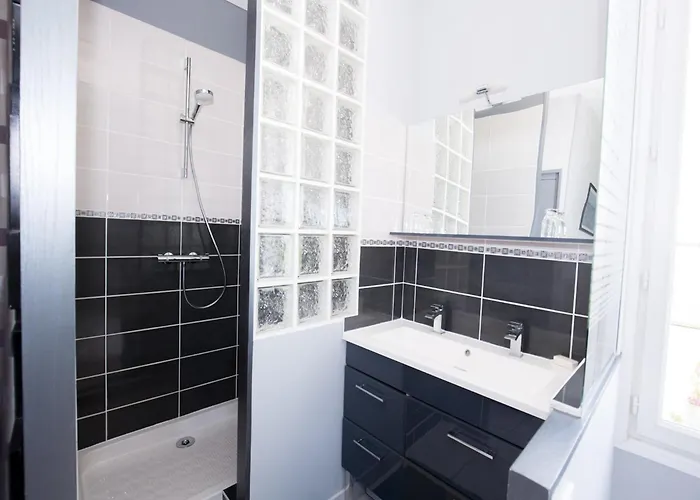 別荘 Luxury Normandy Retreat Quinéville