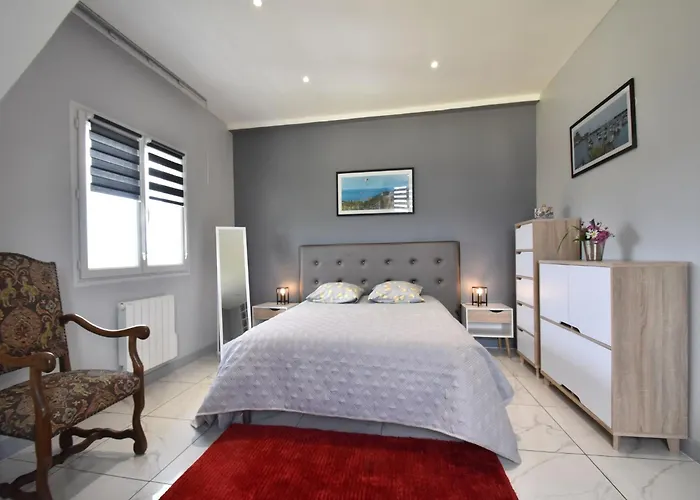 Luxury Normandy Retreat 퀴네빌