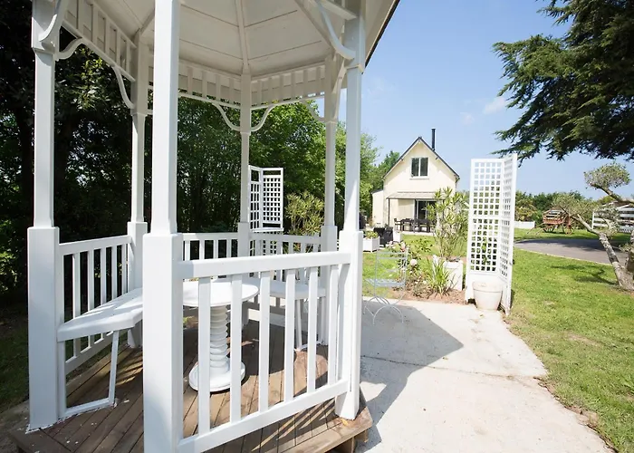 Luxury Normandy Retreat 퀴네빌